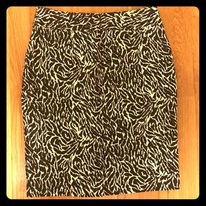Loft pencil skirt. Never worn! Size 0P.